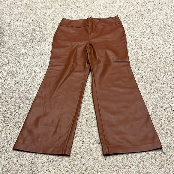 NWT Blank NYC Faux Vegan Brown Leather Kick Flare Pant Womens Sz 30 - Picture 1 of 8